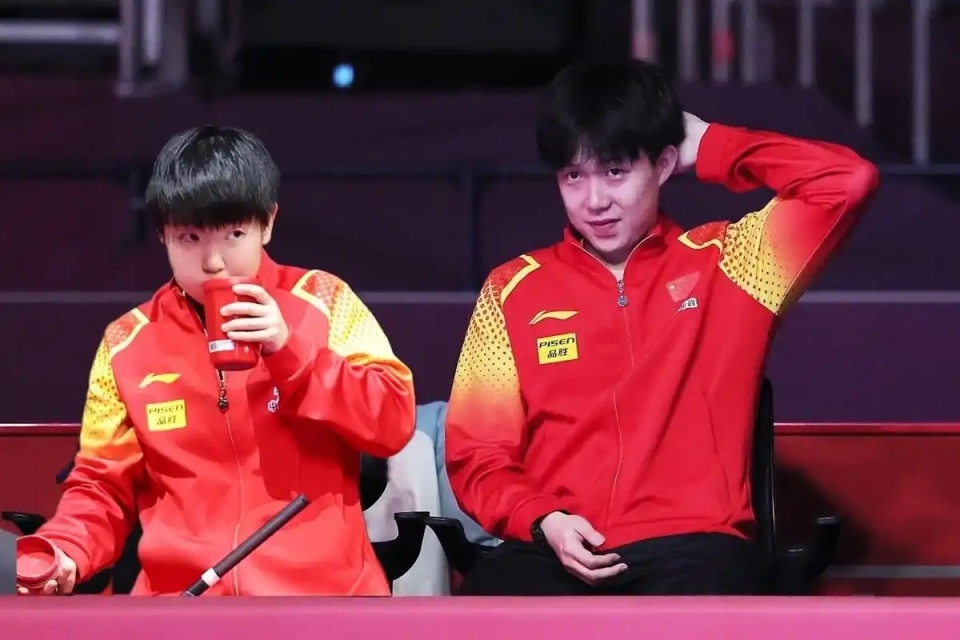 协会只有一, 诗栋出现在, 拿冠军的信 协会只有一, 诗栋出现在, 拿冠军的信