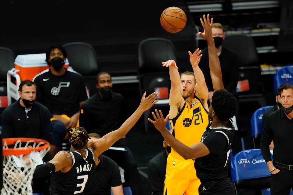 缺乏更多的, IHXE 缺乏更多的, IHXE