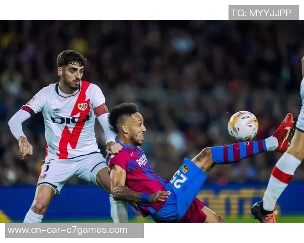 巴萨与塞维利亚争夺欧洲超级杯精彩瞬间回顾与分析